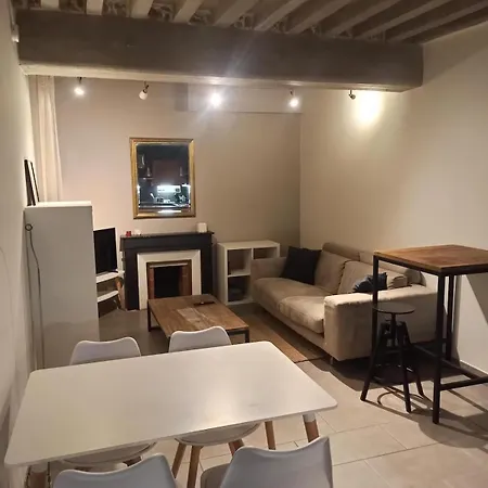 Daire Le Bourguignon - Proche Centre Et Tram