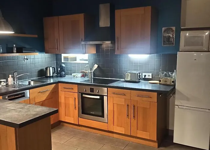 Le Bourguignon - Proche Centre Et Tram *